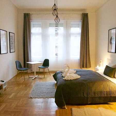 Five Season'S Apartment بودابست المظهر الخارجي الصورة