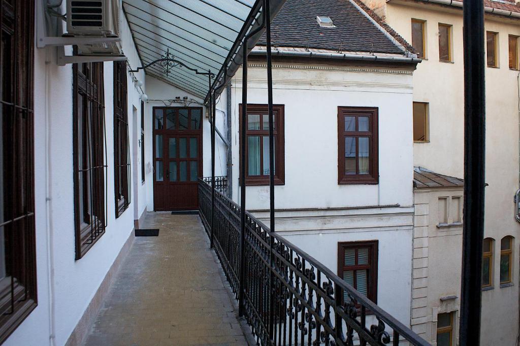 Five Season'S Apartment بودابست المظهر الخارجي الصورة